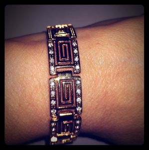 ✅ *Select jewelry: 5 for $25* Gold Greek Pattern Bracelet